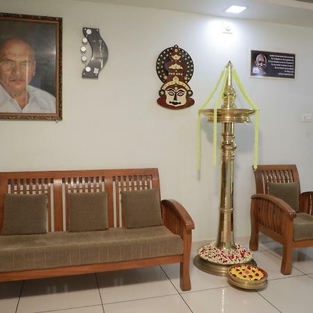 مبيت وإفطار كولاّم Pavithram Residency المظهر الخارجي الصورة