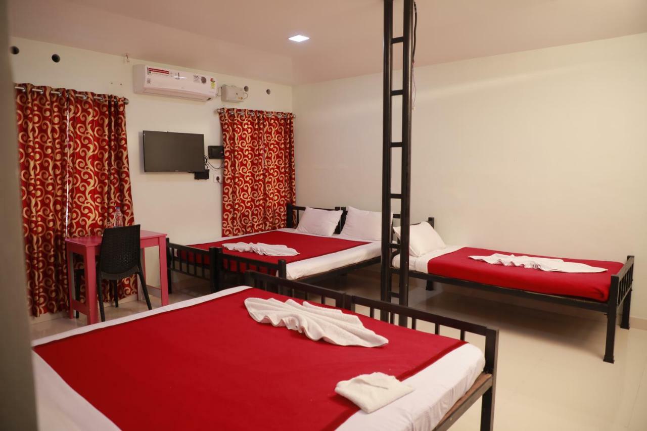 مبيت وإفطار كولاّم Pavithram Residency المظهر الخارجي الصورة